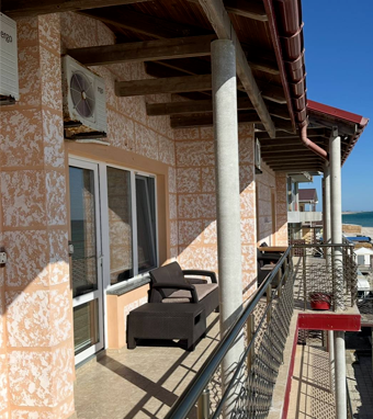 Отличные виды рядом с домом отдыха в Штормовом
