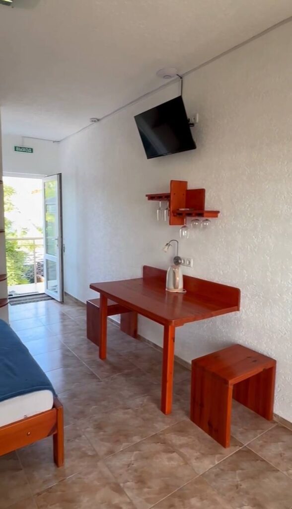 НОМЕР 6 - фото 1